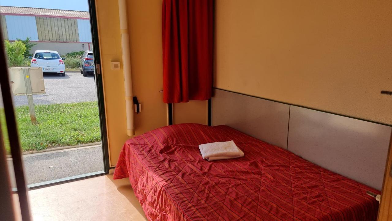 Premiere Classe Montlucon Saint Victor Exteriör bild
